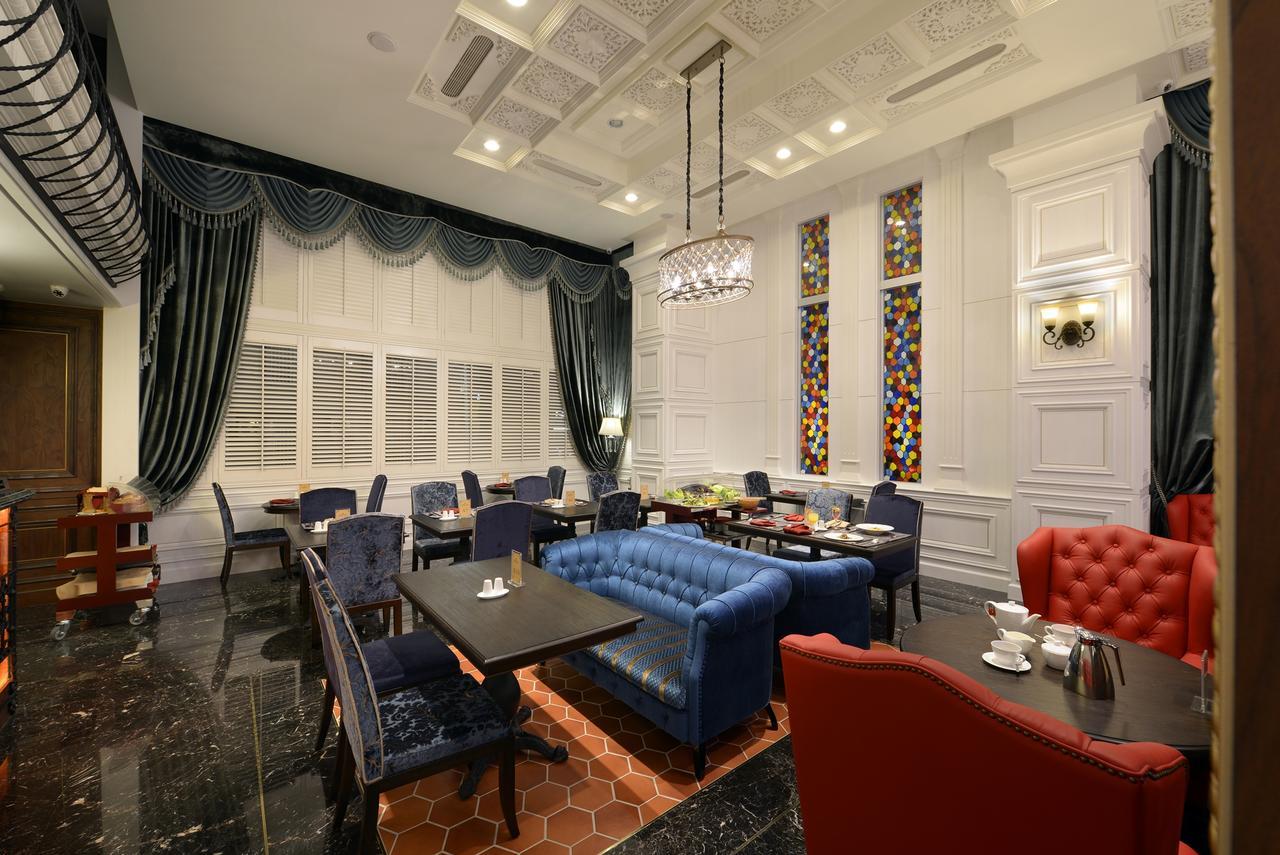 Golden Tulip Rs Boutique Hotel-Tainan Exterior photo